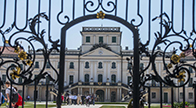 Átadták a fertődi Esterházy-kastély megújult parkrészeit