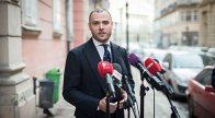 Csepreghy Nándor átadta az OLAF-jelentést a Főpolgármesteri Hivatalnak