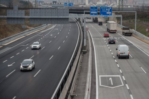 A 2013-ban lezárult, M5-M7 közötti 27 kilométeres fejlesztéshez kapcsolódva 2,7 kilométeren folytatódott az M0 gyorsforgalmi út bővítése Fotó: Botár Gergely/Kormány.hu