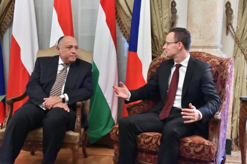 Minister of Foreign Affairs and Trade Péter Szijjártó meets with Egyptian Foreign Minister Sameh Shoukry in conjunction with the fourth meeting of EU-Arab League Foreign Ministers Photo: Ministry of Foreign Affairs and Trade