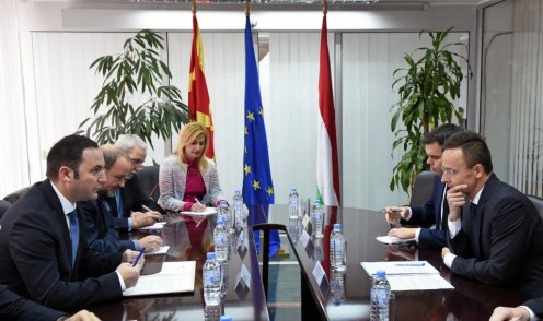 Szijjártó Péter és Bujar Osmani EU-integrációért felelős macedón miniszterelnök-helyettes megbeszélése Fotó: KKM