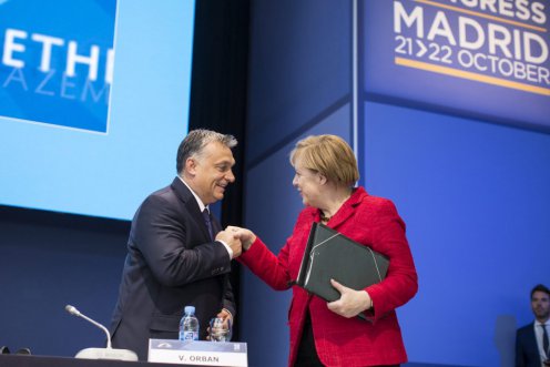 Prime Minister Viktor Orbán and German Chancellor Angela Merkel  Photo: Balázs Szecsődi/Prime Minister’s Office
