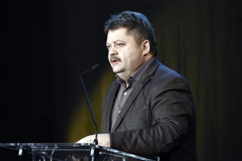 Szász Jenő, a Nemzetstratégiai Kutatóintézet elnöke beszédet mond a díjátadón Fotó: Máthé Zoltán/MTI