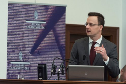 "Ahhoz, hogy Magyarország sikeres lehessen, alapvetően a külfölddel ápolt kapcsolataiban kell sikeresnek lennie." Fotó: Kovács Márton