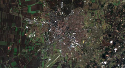Debrecen és környéke a Sentinel-2A műhold 2015. december 29-én készült felvételén. Fotó: Copernicus/ESA
