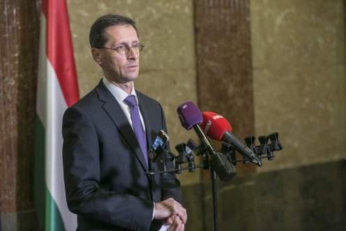 Magyarország adósbesorolásának újabb felminősítése is bizonyítja, hogy a magyar gazdaság átalakítása sikeres és eredményes Fotó: NGM