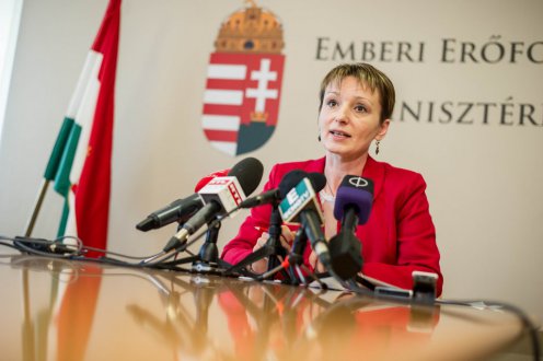 Átlagosan 3,4 százalékos emelés érkezett az érintetteknek a szeptemberi fizetéssel Fotó: Botár Gergely/Miniszterelnökség