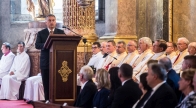 Orbán Viktor a Magyar Érdemrend Nagykeresztje kitüntetést adta át a győri megyés püspöknek