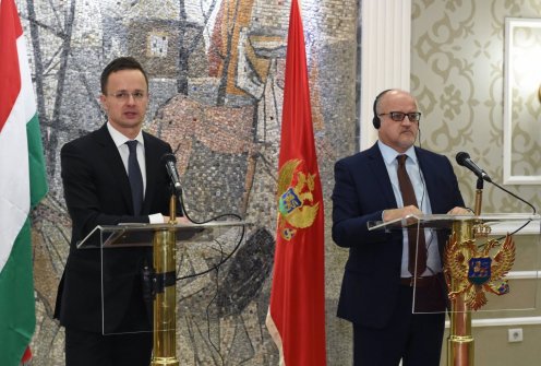 Szijjártó Péter és Srdjan Darmanovic montenegrói külügyminiszter sajtótájékoztatója Fotó: KKM