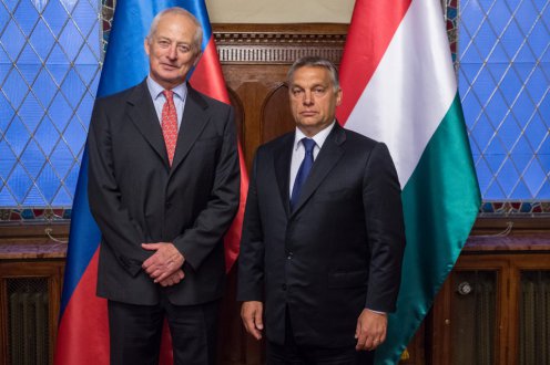 Orbán Viktor miniszterelnök és II. János-Ádám, Liechtenstein hercege Fotó: Botár Gergely/Miniszterelnökség