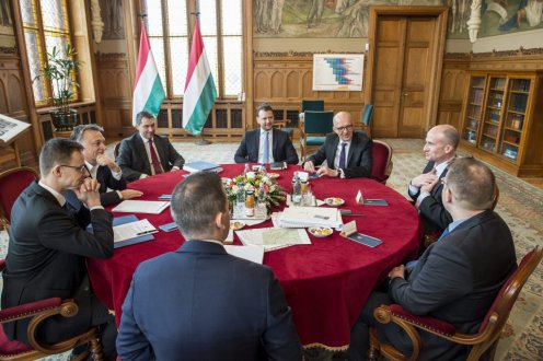 Felsőoktatási-ipari együttműködésről és a paksi bővítésről is tárgyalt Orbán Viktor a GE alelnökével Fotó: Árvai Károly/kormany.hu
