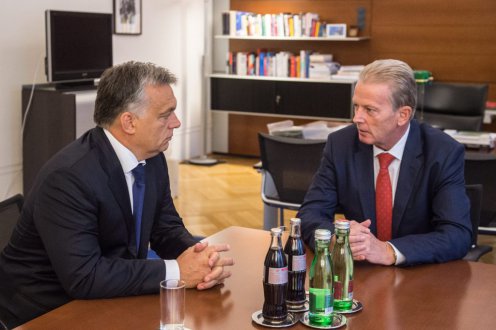 Orbán Viktor megbeszélést folytat Reinhold Mitterlehner alkancellárral. Fotó: Botár Gergely