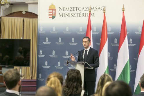 Magyarországnak nagy szüksége van a felkészült és az új ismeretek megszerzésére kész szakemberekre Fotó: NGM